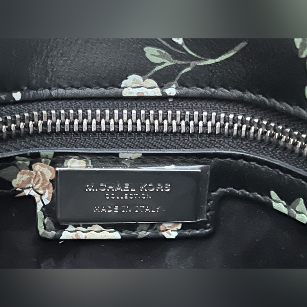 Michael Kors Crawford Floral Shoulder Bag - Picture 5 of 16